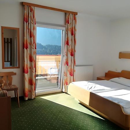 Hotel Pension Sonnenuhr Tauplitz Exterior photo