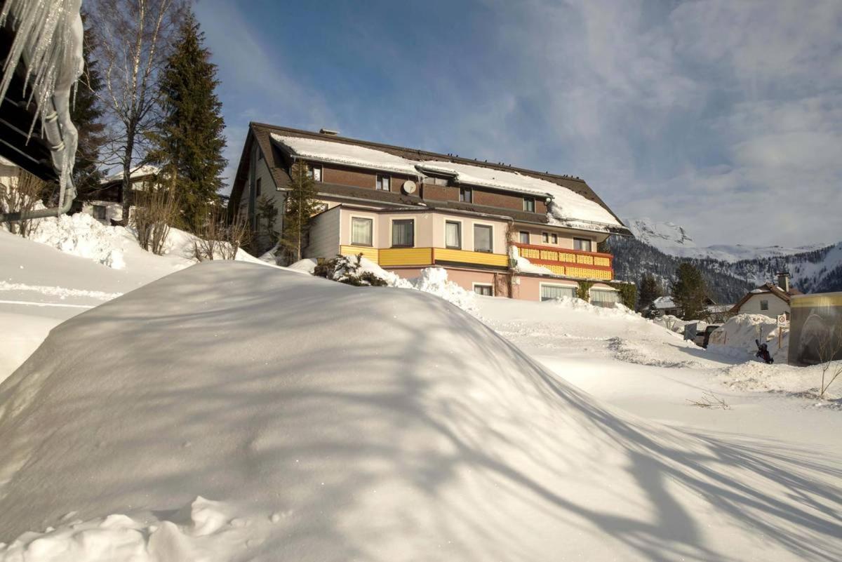 Hotel Pension Sonnenuhr Tauplitz Exterior photo
